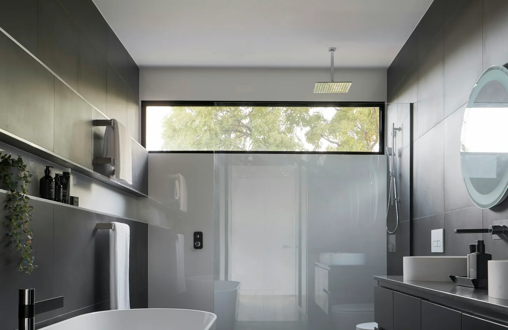 Illustrative cleaning photography for Deep Cleaning